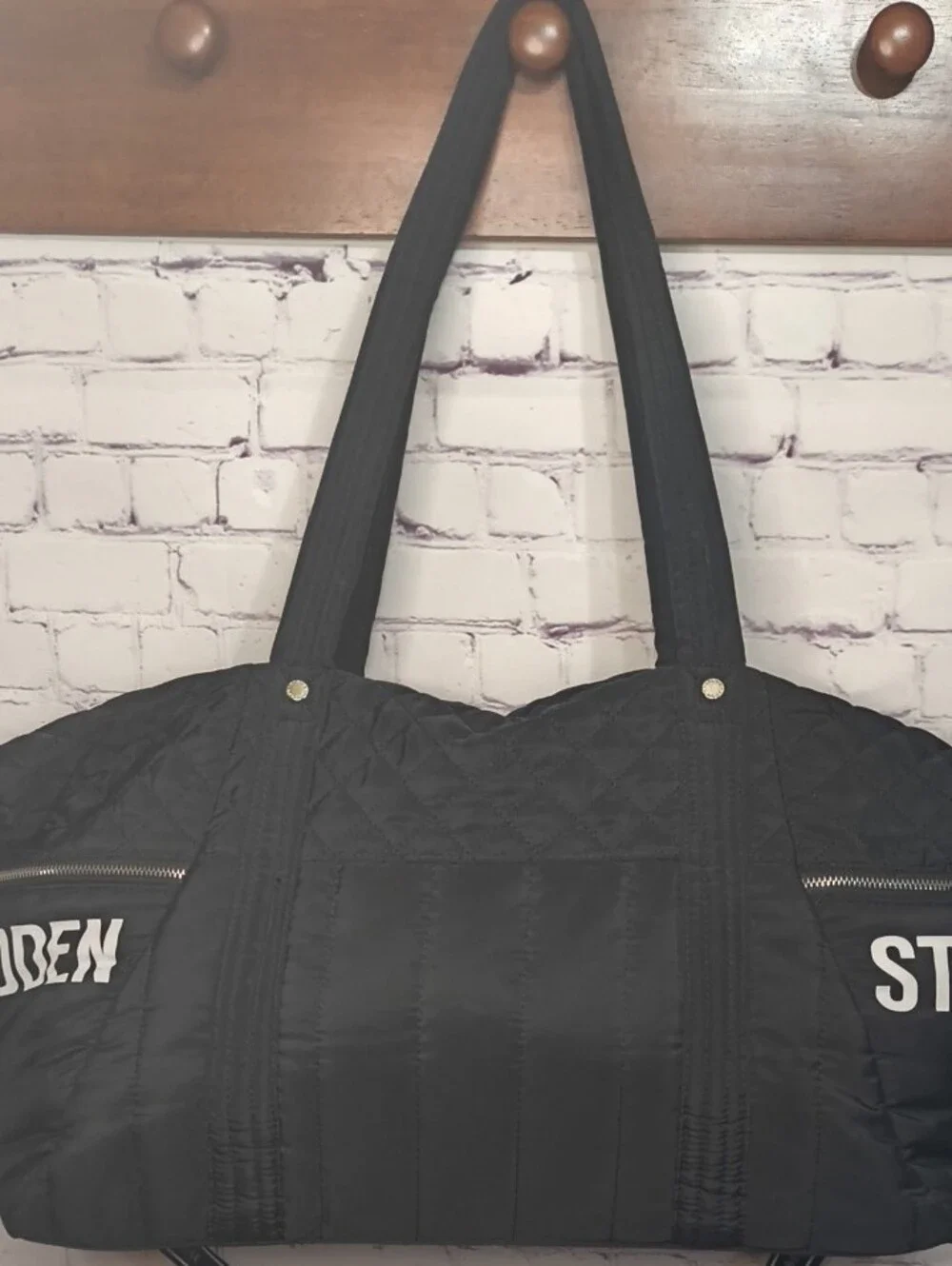 Og $118 NWT Steve Madden Black Duffel Bag with White Logo With 5 Pockets AN